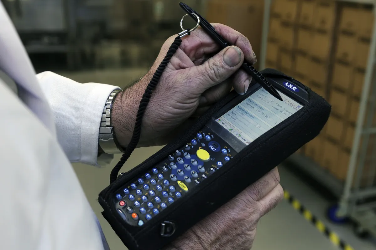 Barcode and QR code scanning system